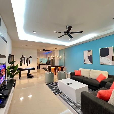 Tcvila 12Pax Neartc Dinosaurland Pooltable, Netflix كوانتان المظهر الخارجي الصورة